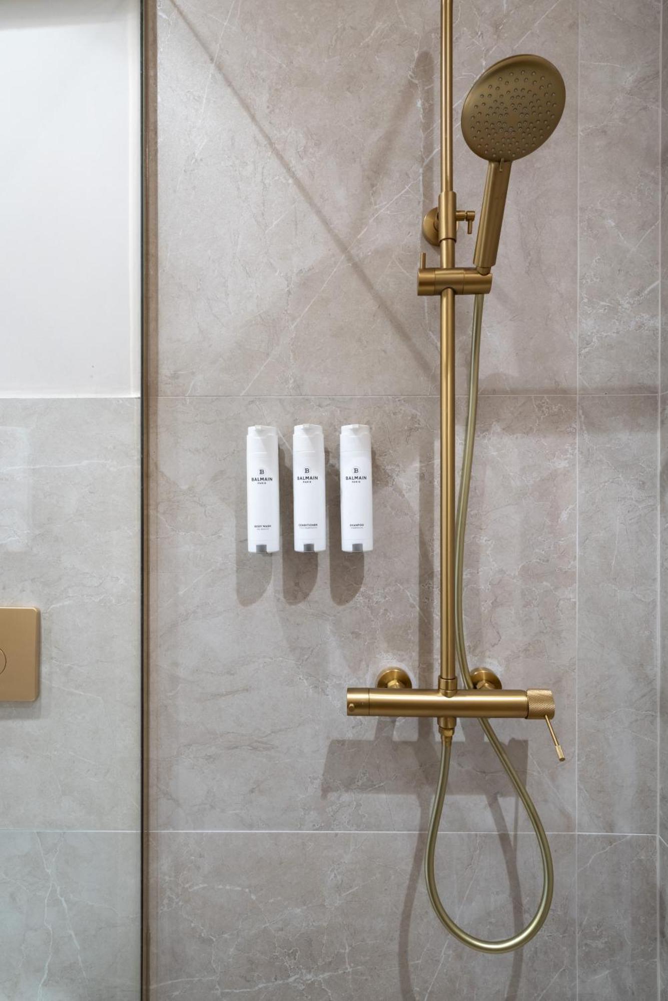 Num Suites & Lofts Athene Buitenkant foto