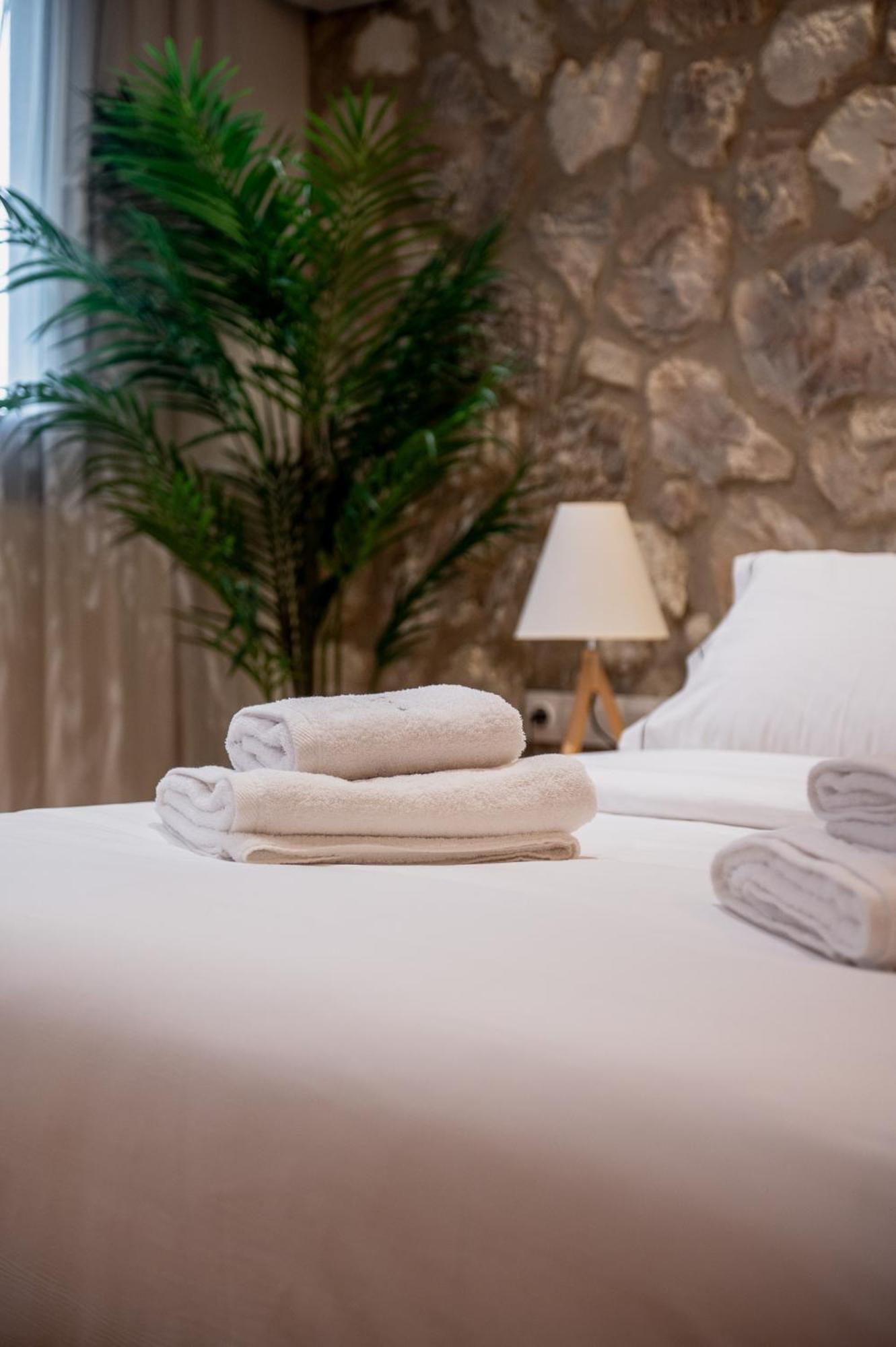 Num Suites & Lofts Athene Buitenkant foto